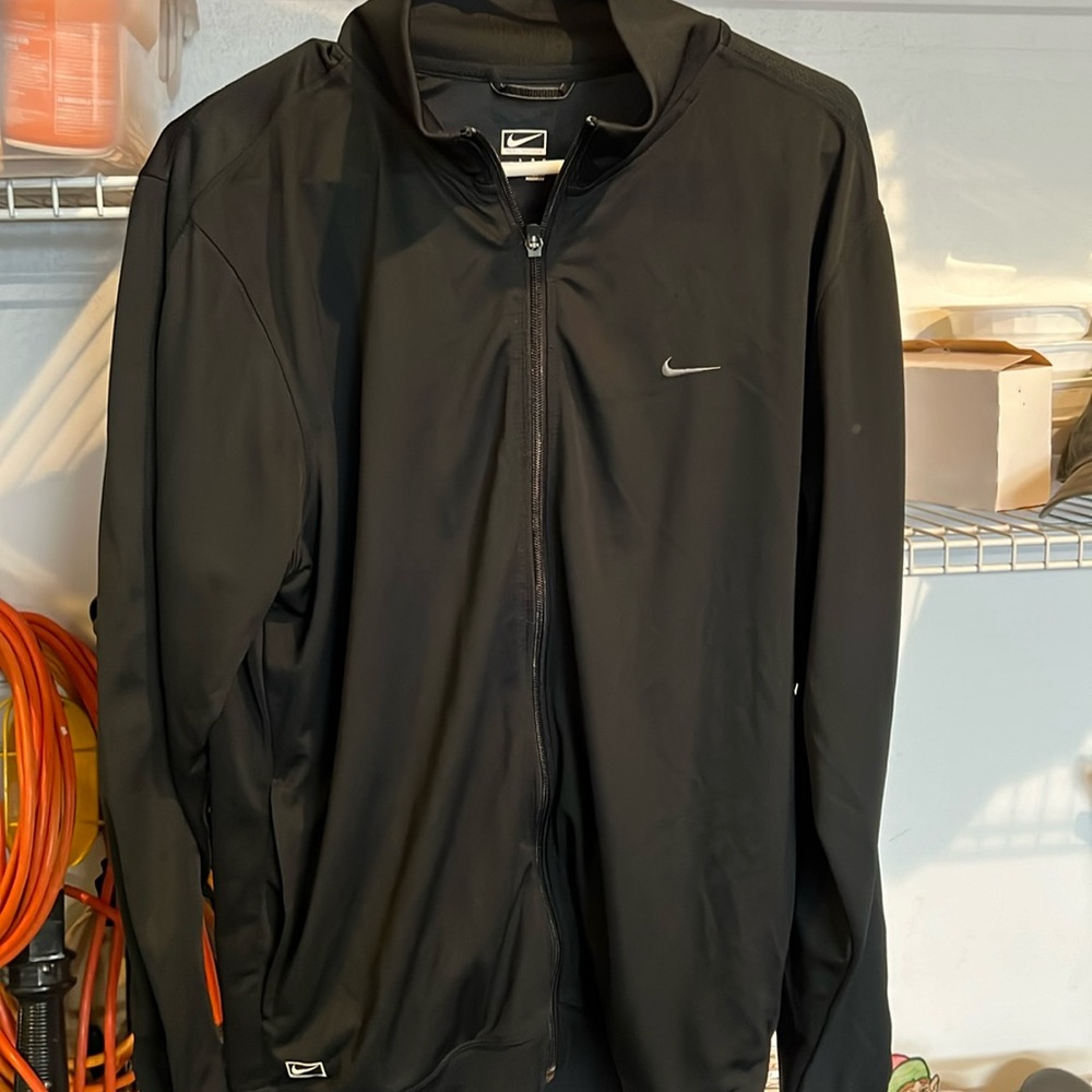 Men’s Nike Dri-Fit Zip Up Sweatshirt- SZ: Large